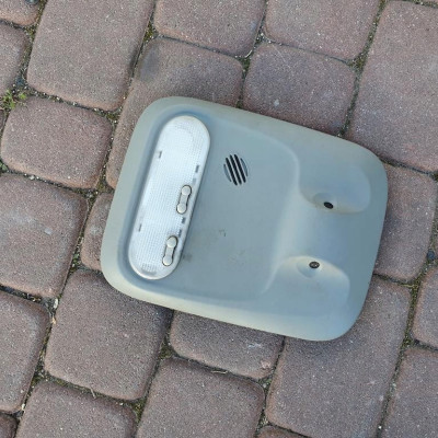 Lampka oświetlenie kabiny VIVARO TRAFIC 8200930932