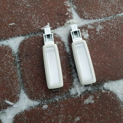 Lampka podsufitki LED Passat B8 025050601