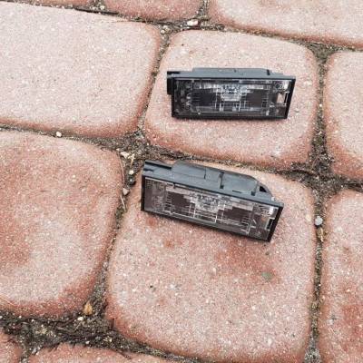 Lampka tył podświetlenie rej Movano B Master III