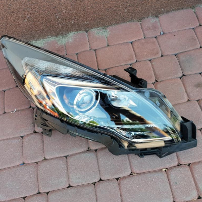 Lampy lampa xenon bi-xenon Opel Zafira C 13399861