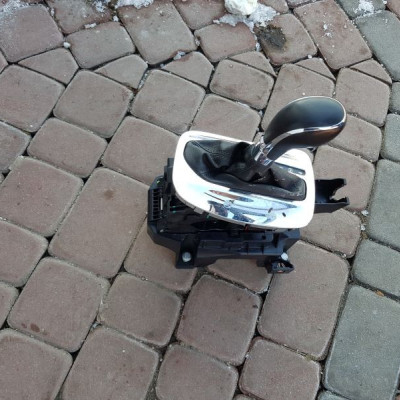 Lewarek gałka zmiany biegów automat Opel Insignia
