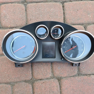Licznik zegary 2.0 CDTI Opel Insignia 20930204