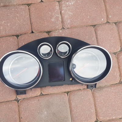 Licznik zegary Anglik Opel Insignia 20970766