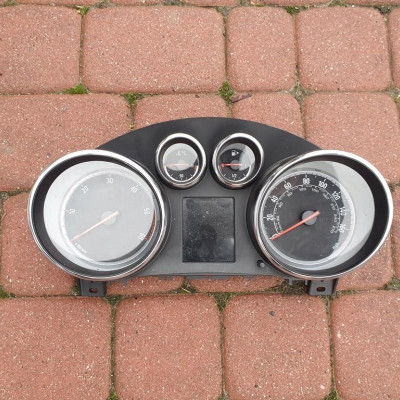 Licznik zegary angol Opel Astra J 4 IV 13414041