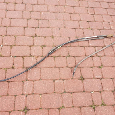 Linki hamulca ręcznego kombi Insignia 22821394