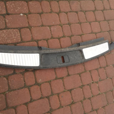 Listwa bagażnika OPEL INSIGNIA