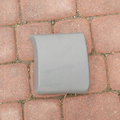 Listwa boczna prawa VIVARO TRAFIC 8200326371