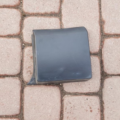 Listwa bok boczna Trafic III Vivaro B 768196228R