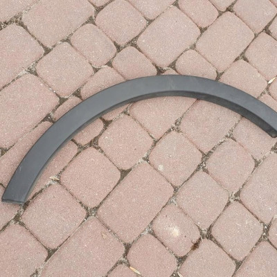 Listwa błotnika prawa Ford Kuga 8V41-S286D02-AD