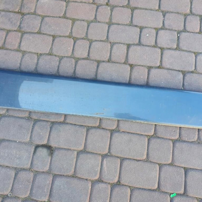 Listwa drzwi prawa bol VIVARO TRAFIC 768540114R