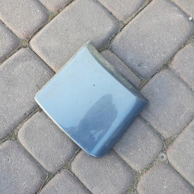 Listwa lewa mała VIVARO TRAFIC 768190114R