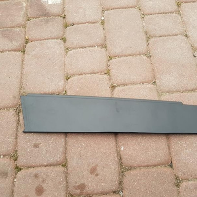 Listwa obudowa drzwi przód Opel Zafira C 20817865