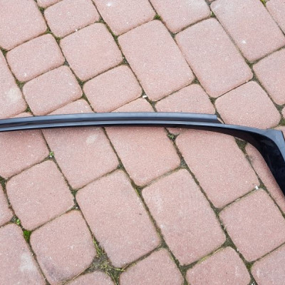 Listwa ozdobna deski prawa Opel Zafira C 13293520
