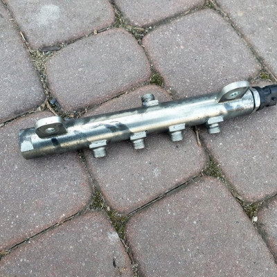 Listwa paliwowa wtryskowa 2.0 Opel Insignia