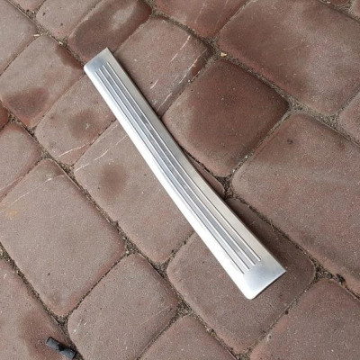 Listwa progowa lewy tył Mercedes W218 A2126861136