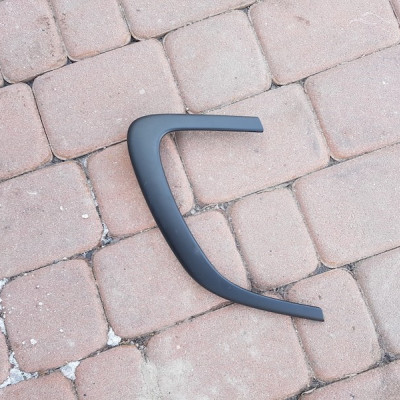 Listwa ramka drzwi prawa tył Insignia 13222211