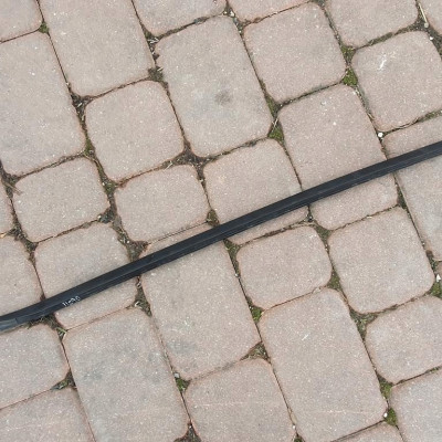 Listwa szyby osłona szyby przedniej VW Jetta 5C6