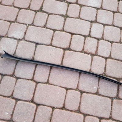 Listwa szyby prawa Audi Q3 8U0854328