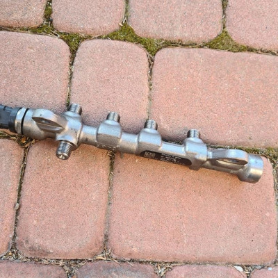 Listwa wtryskowa Opel Combo D 0445214192