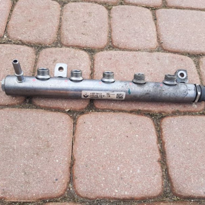 Listwa wtryskowa Vivaro Trafic III 175216420R