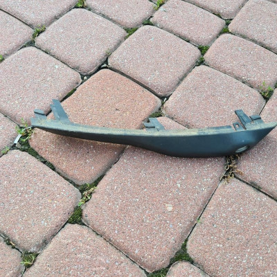 Listwa zderzaka przód prawa Opel Meriva B 13267451