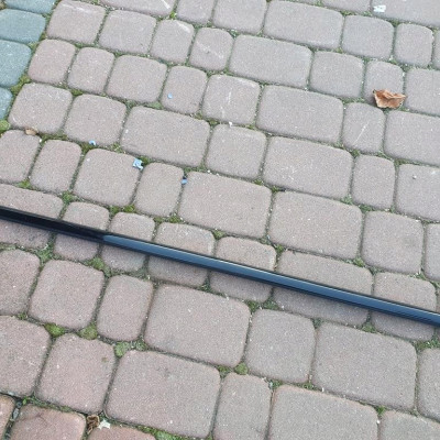 Listwa zgarniacz szyby uszczelka Opel Insignia B