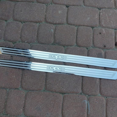 Listwy progowe ozdobne OPC napis Opel Astra J GTC