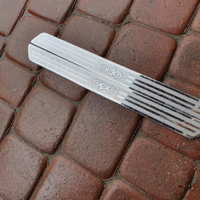 Listwy progowe ozdobne OPC napis Opel Insignia