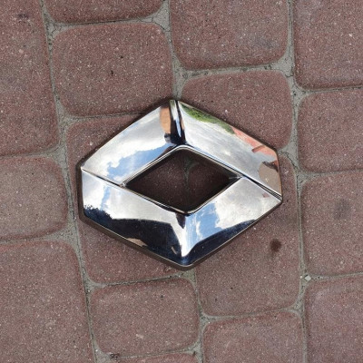 Logo znaczek Vivaro B Trafic III 628904053R