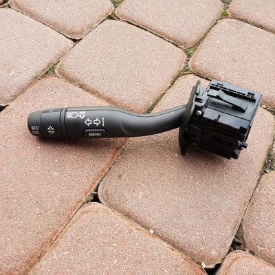 Manetka kierunkowskazów Opel Astra K 39043503