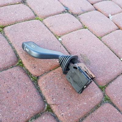 Manetka kierunkowskazów Opel Meriva A 09185413