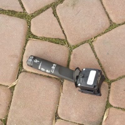 Manetka przełacznik wycieraczek Insignia