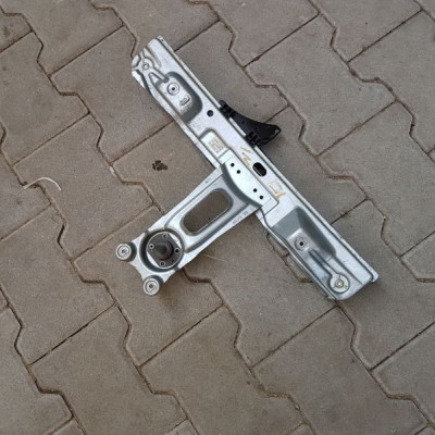 MECHANIZM SZYB LEWY TYŁ OPEL INSIGNIA 13227840