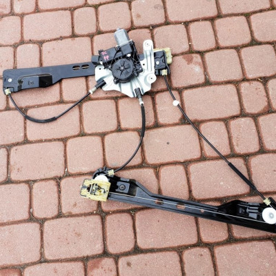 Mechanizm szyby przód Opel Zafira C 20951582