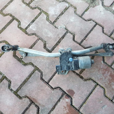 Mechanizm wycieraczek Opel Astra H EU 13271686
