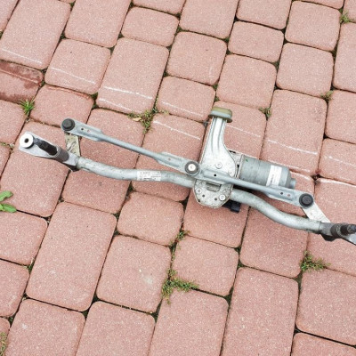 Mechanizm wycieraczek VIVARO TRAFIC III 288004907R