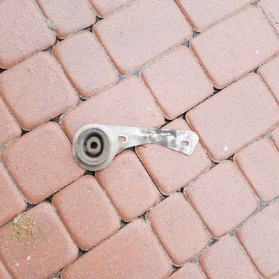 Mocowania ucho wydechu wydech Opel Insignia