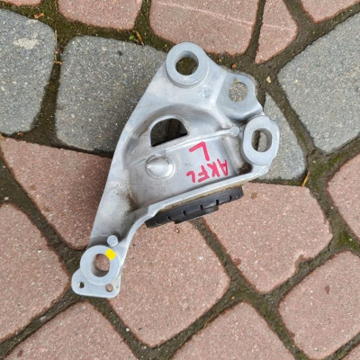 Mocowanie belki tył poziomica Astra K V 13460252