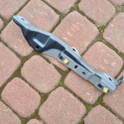 Mocowanie błotnika Renault Clio IV 641345024R