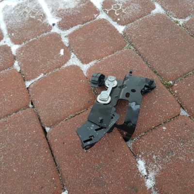 Mocowanie przewodów Passat B8 2017r 5Q0906287