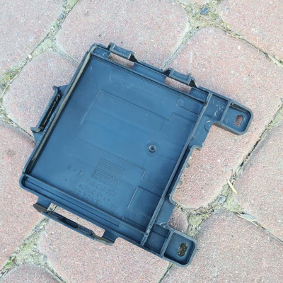 Mocowanie uchwyt komputera Opel Astra K V 13462557