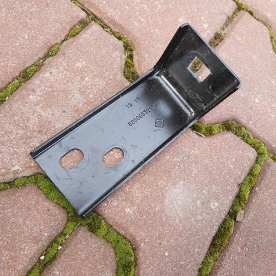 Mocowanie uchwyt Movano Master 2.3DCI 8200657217B