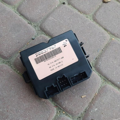 Moduł klapy kombi elektrycznej Opel Insignia