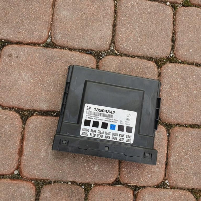 Moduł komfortu sterownik Opel Insignia 13504342