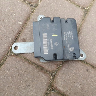 Moduł sensor poduszek Renault Captur 985105123R