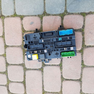 MODUŁ SKRZYNKA BSI ASTRA H III 13222173