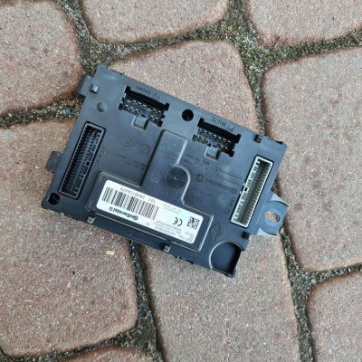 Moduł sterownik BCM Renault Clio IV 284B10447R