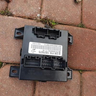 Moduł sterownik fotela Opel Insignia 13575075