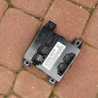 Moduł sterownik fotela Opel Insignia 13577732
