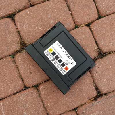 Moduł sterownik komfortu Opel Astra J IV Corsa E Adam 13591610